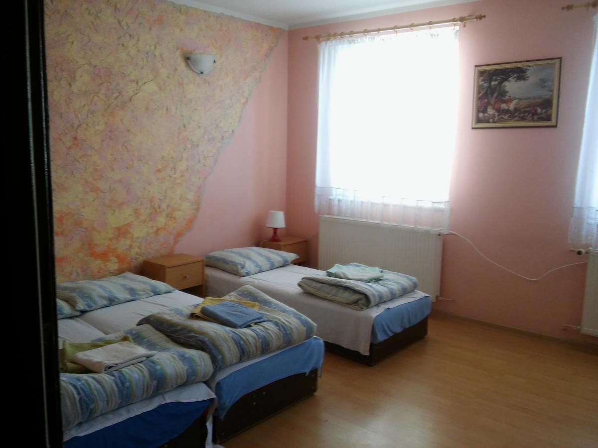 Motel Ararat 科沃布热格 外观 照片