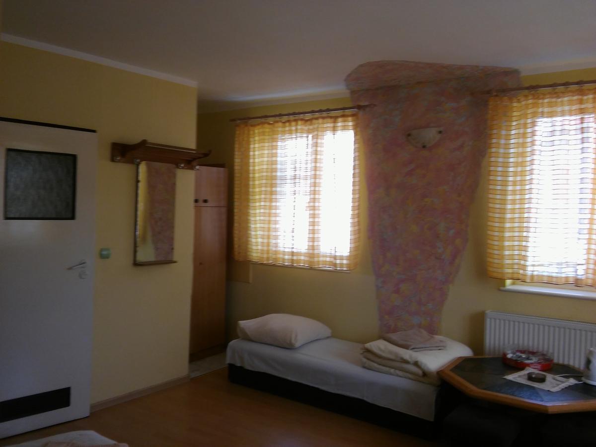 Motel Ararat 科沃布热格 外观 照片
